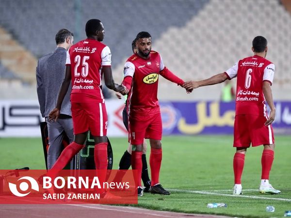 دیدار تیم های فوتبال پرسپولیس_ مس رفسنجان