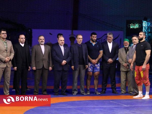 مسابقات کشتی قهرمانی کشور با حضور وزیر ورزش و جوانان