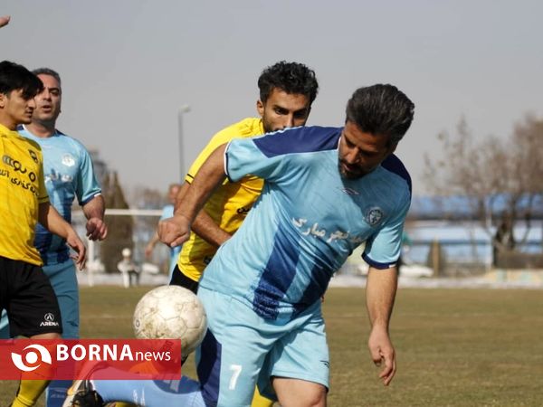 دیدار دوستانه تیم های پیشکسوتان آلومینیوم اراک و یاران رسانه