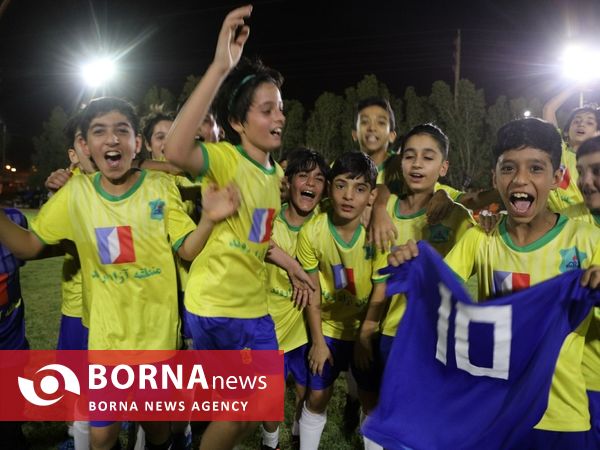 فینال رقابت های فوتبال جام شهدای متروپل آبادان