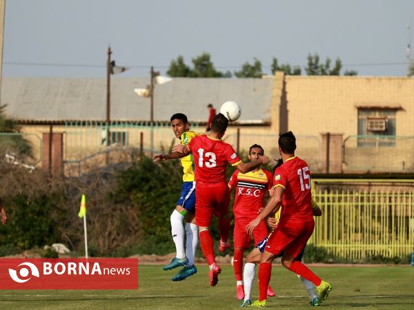 دیدار تیم های فوتبال صنعت نفت - فولاد