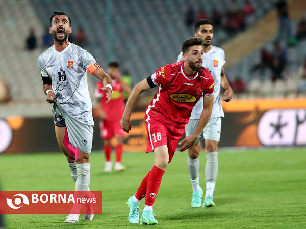 دیدار تیم های پرسپولیس تهران - شهر خودرو مشهد