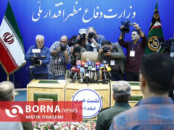 نشست خبری وزیر دفاع و پشتیبانی نیرو های مسلح