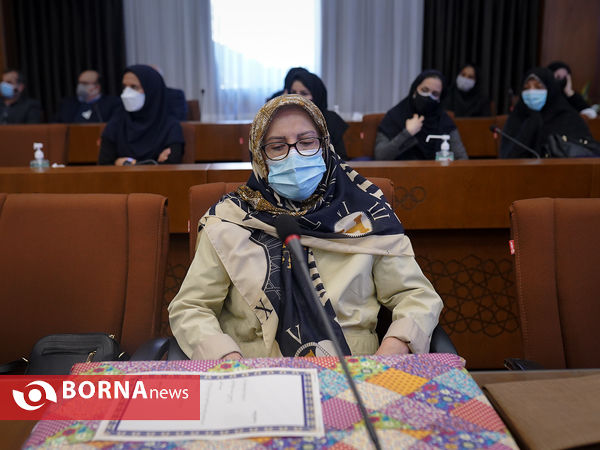 تجلیل از مهین فرهادی زاد