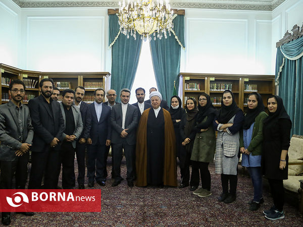 دیدار مدیران و خبرنگاران خبرگزاری برنا با رئیس مجمع تشخیص مصلحت نظام