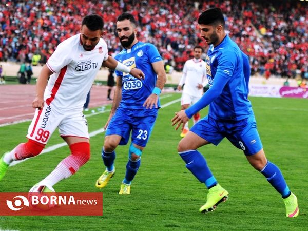 دیدار تیم های استقلال- نساجی مازندران