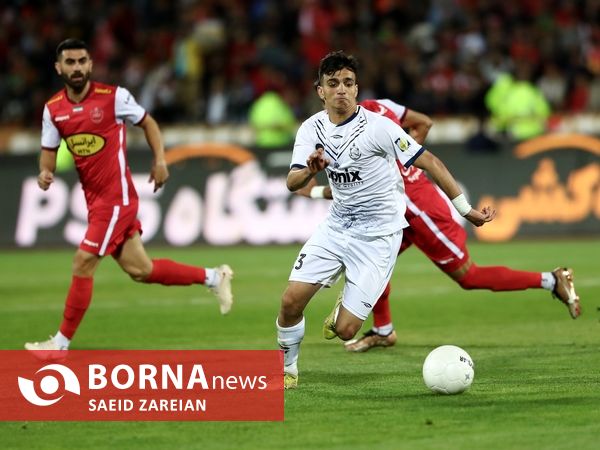 دیدار تیم های پرسپولیس تهران -ملوان بندرانزلی