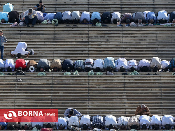 نماز عید سعید فطر به امامت رهبر انقلاب