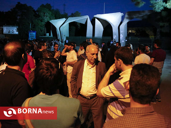 تبلیغات خیابانی نامزدهای ریاست جمهوری توسط هوادارانشان