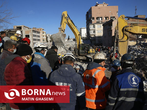 شهر آدمیان ترکیه بعد از زلزله مرگبار ۱۸ بهمن