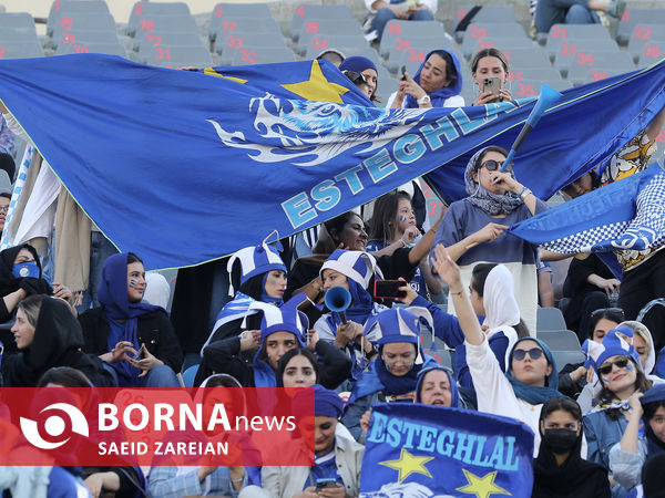 دیدار تیم های قوتبال استقلا ل۰ پیکان