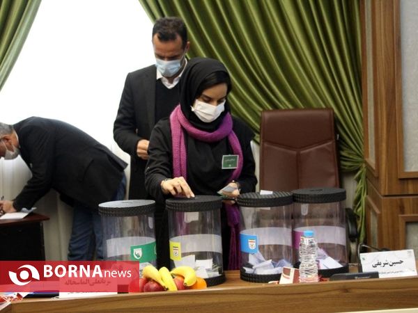 در حاشیه معرفی اعضای مجمع هیات فوتبال استان گیلان