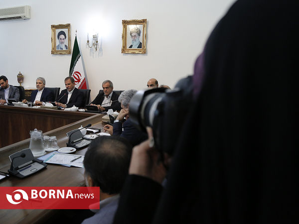 جلسه شورای عالی اقتصاد مقاومتی