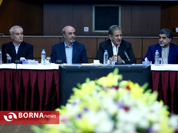 نشست ورزشکاران المپیک و پارالمپیک با معاون اول رییس جمهوری