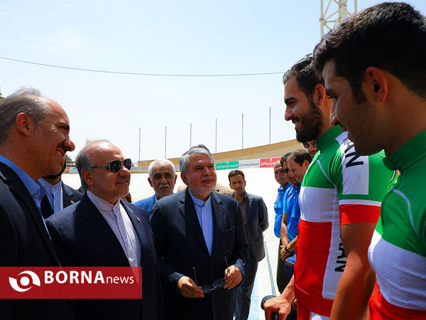بازدید وزیر ورزش و جوانان  از اردوی تیم ملی دوچرخه‌سواری