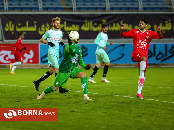 دیدار تیم های شهرخودرو مشهد و سایپا تهران