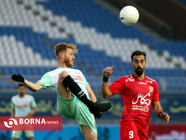 دیدار تیم های شهرخودرو مشهد و سایپا تهران