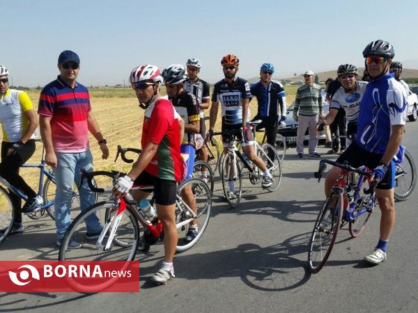 مسابقه دوچرخه سواری پیشکسوتان لرستان دربروجرد