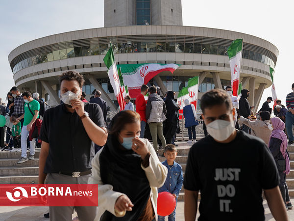جشن جمهوری اسلامی ایران  در برج میلاد