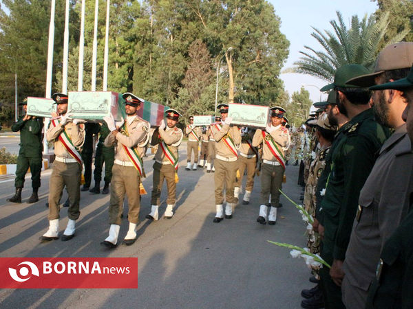 استقبال از شهدای گمنام در فرودگاه شیراز