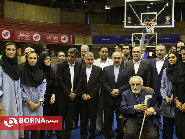 بازدید وزیر ورزش و جوانان از اردوی تیم ملی بسکتبال