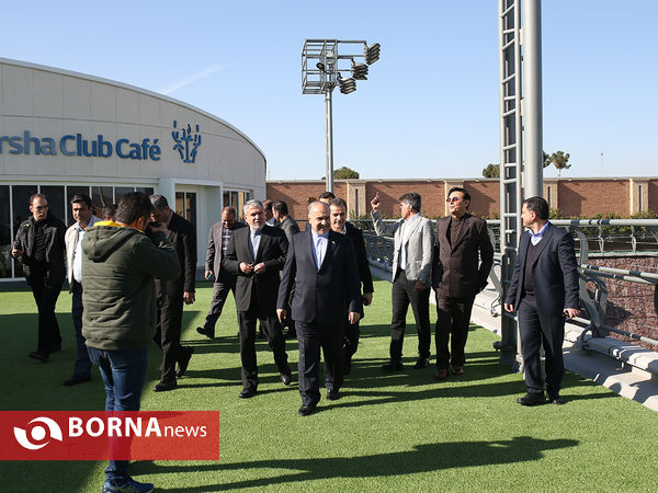 بازدید وزیر ورزش و جوانان از باشگاه تنیس آرشا