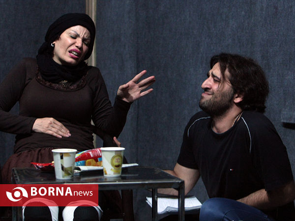 نمایش تمرینی مجردها