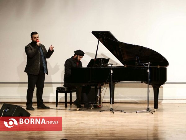 اولین روز 22امین گلریزان امید (حمایت از بیماران سرطانی) در ارومیه