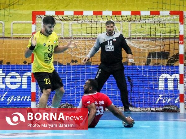 دیدار تیم های هندبال سپاهان - عمان کلاب