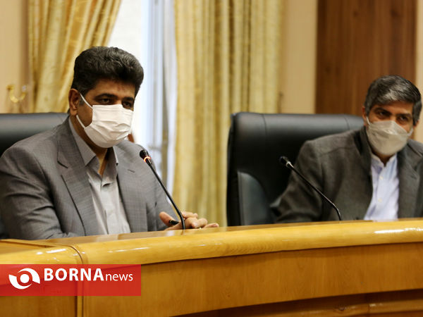 نشست خبری استاندار فارس به مناسبت دهه فجر