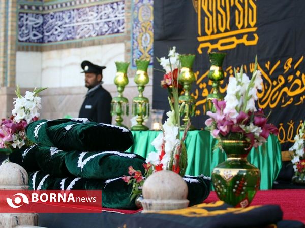آيين تعويض پرچم گنبد منور رضوی