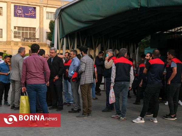 طولانی ترین سفره افطار بازار تهران