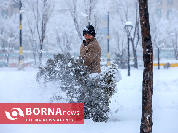 بارش شدید برف در اراک