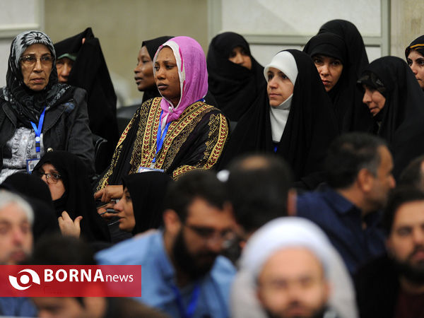 دیدار اعضای کنگره نقش شیعه درگسترش‌علوم‌اسلامی با رهبرانقلاب