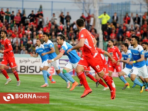 دیدار تیم پیکان- پرسپولیس