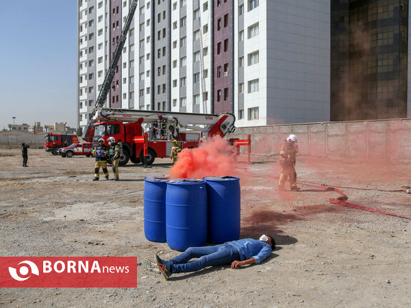 مانور بزرگ امداد و نجات نیروهای آتش نشان