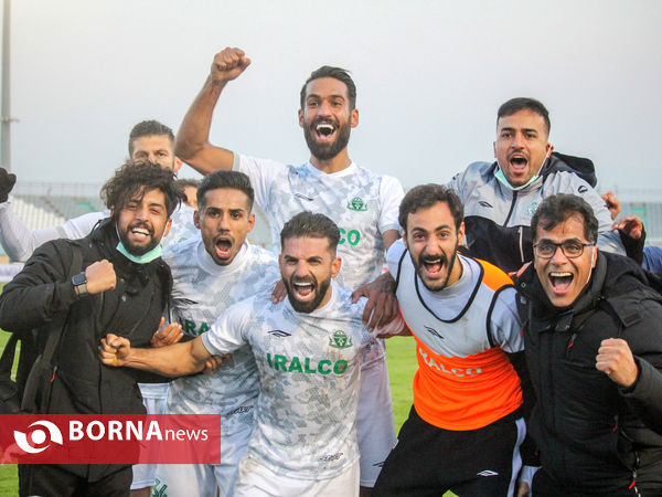 دیدار تیم های فوتبال آلومینیوم اراک _نفت مسجد سلیمان