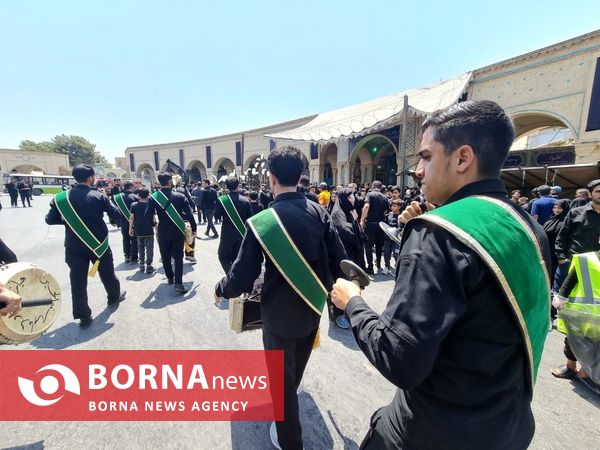 عزاداری مردم کرمان در روز تاسوعا حسینی