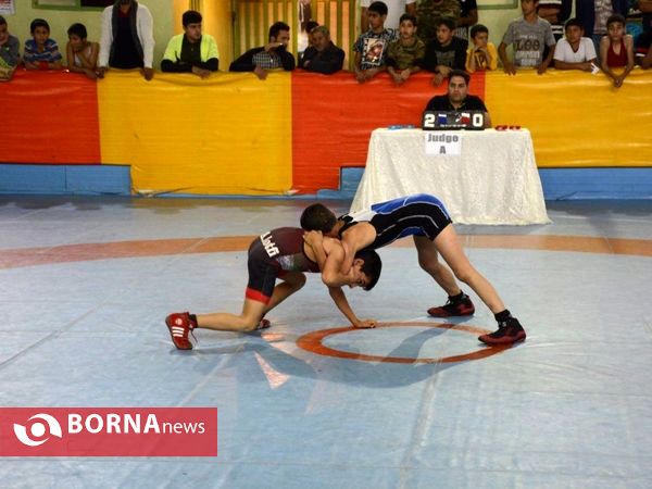مسابقات كشتى آزاد نونهالان در شهرستان شهریار