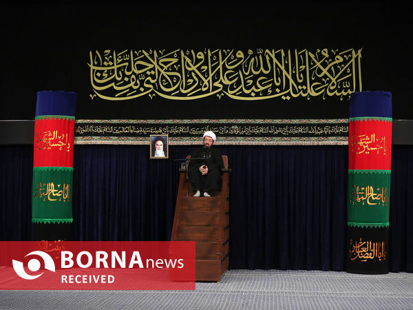 دومین شب عزاداری اباعبدالله الحسین(ع) با حضور رهبر انقلاب