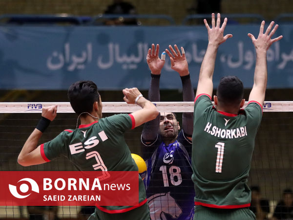 دیدار تیم های والیبال پیکان تهران - پاس تهران