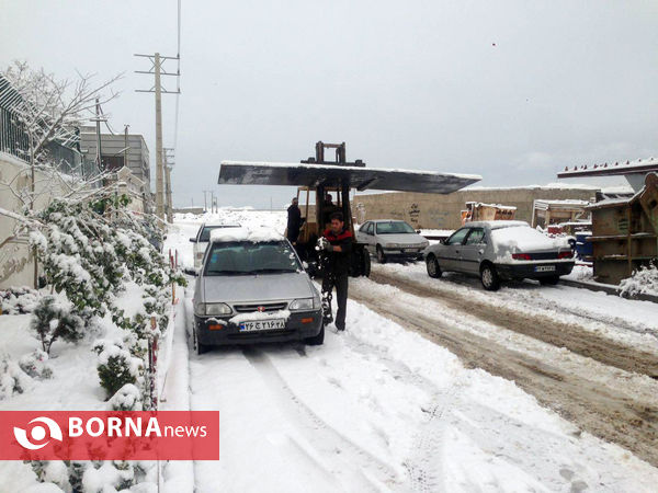 بارش نخستین برف پاییزی در تهران