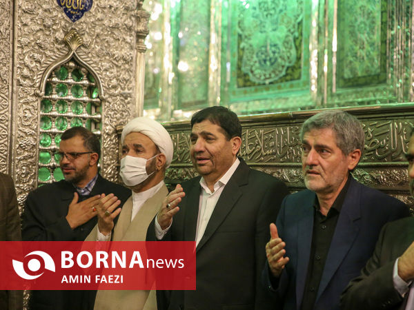 آیین لاله گردانی در حرم مطهر شاهچراغ(ع) به یاد شهدای ترور ۴ آبان
