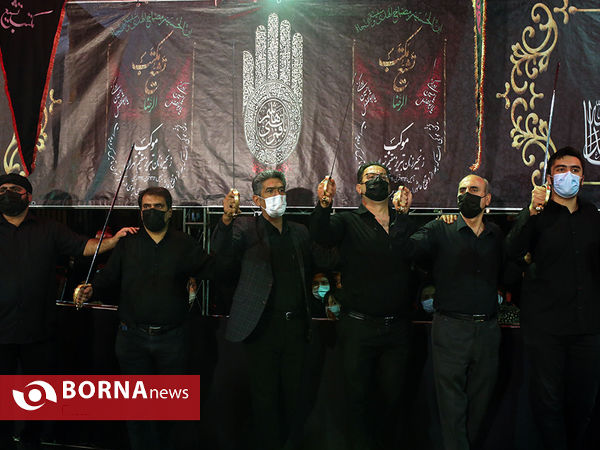 عزاداری شب عاشورای حسینی (ع) در هیات مکتب تشیع